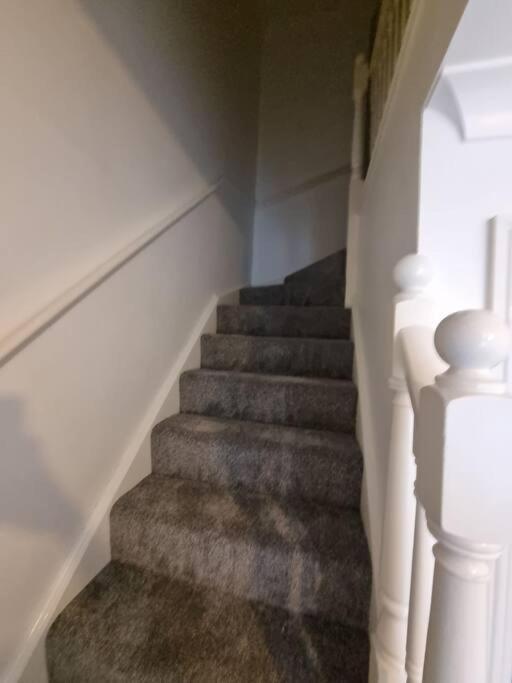 Maidstone Villa 3 Bedroom Free Sports Channels,Parking Sleeps 7 المظهر الخارجي الصورة